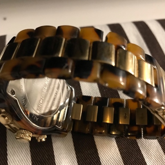 Michael Kors Stainless Steel Watch - Picture 6 of 8